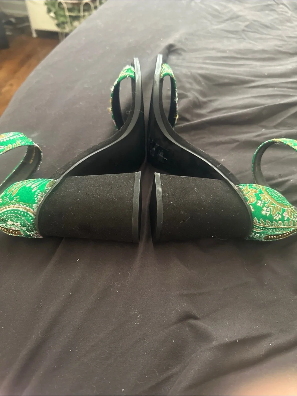 H&M Divided Green Floral Jacquard Block Heel Sandals – Size 39 (Never Worn)
